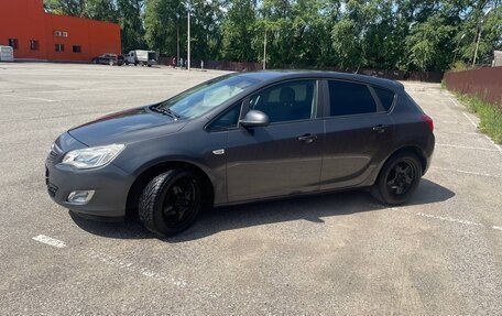 Opel Astra J, 2011 год, 720 000 рублей, 8 фотография