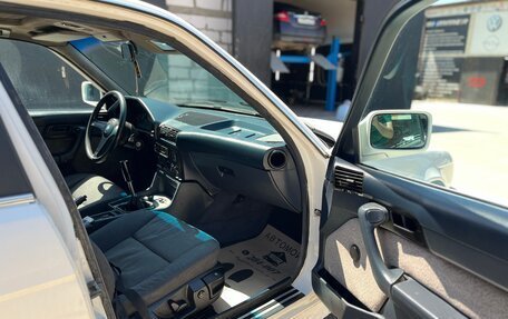 BMW 5 серия, 1988 год, 299 000 рублей, 11 фотография