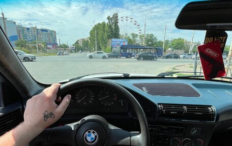 BMW 5 серия, 1988 год, 299 000 рублей, 3 фотография
