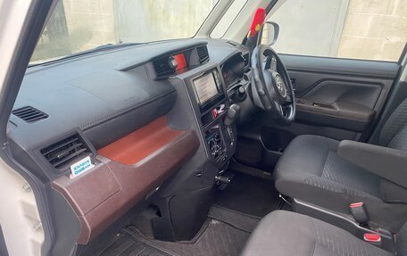 Toyota Roomy I, 2019 год, 930 000 рублей, 10 фотография