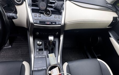 Lexus NX I, 2021 год, 3 750 000 рублей, 10 фотография