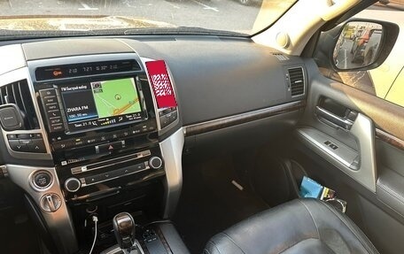 Toyota Land Cruiser 200, 2012 год, 2 800 000 рублей, 4 фотография