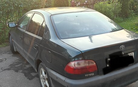 Toyota Avensis III рестайлинг, 2000 год, 150 000 рублей, 2 фотография