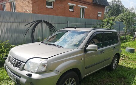 Nissan X-Trail, 2004 год, 850 000 рублей, 16 фотография
