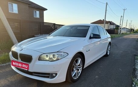 BMW 5 серия, 2012 год, 2 200 000 рублей, 3 фотография