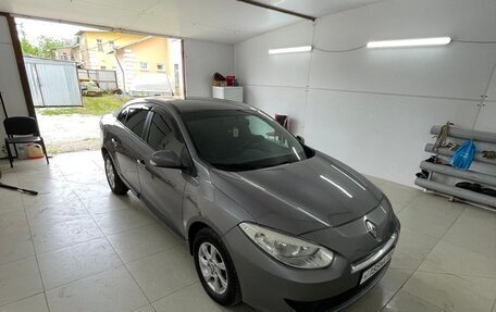Renault Fluence I, 2012 год, 630 000 рублей, 2 фотография