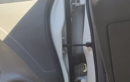Honda Stream II, 2010 год, 1 099 000 рублей, 23 фотография