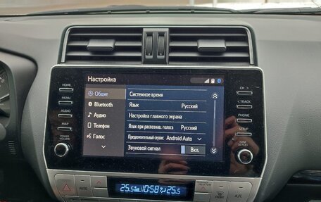 Toyota Land Cruiser Prado 150 рестайлинг 2, 2021 год, 5 000 000 рублей, 14 фотография