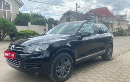 Volkswagen Touareg III, 2010 год, 2 320 000 рублей, 3 фотография