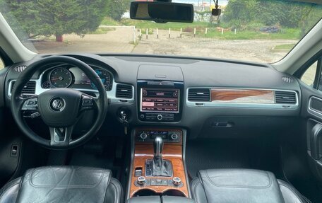Volkswagen Touareg III, 2010 год, 2 320 000 рублей, 10 фотография