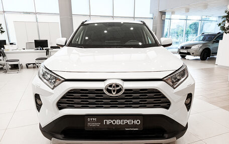 Toyota RAV4, 2021 год, 3 856 000 рублей, 6 фотография