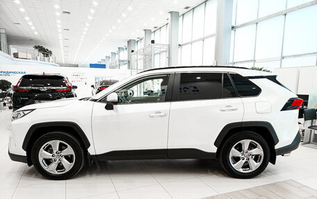 Toyota RAV4, 2021 год, 3 856 000 рублей, 12 фотография