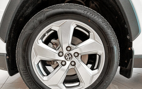 Toyota RAV4, 2021 год, 3 856 000 рублей, 22 фотография