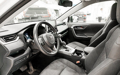 Toyota RAV4, 2021 год, 3 856 000 рублей, 20 фотография