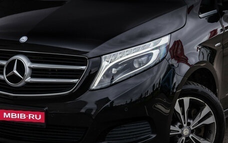 Mercedes-Benz V-Класс, 2017 год, 3 900 000 рублей, 3 фотография