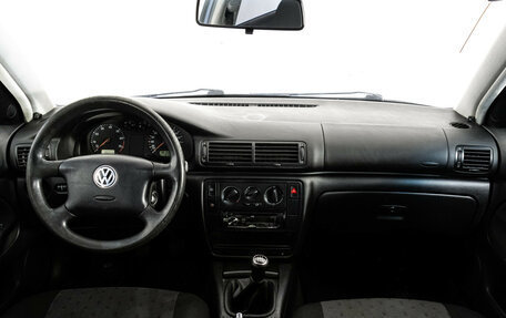Volkswagen Passat B5+ рестайлинг, 1998 год, 325 000 рублей, 10 фотография