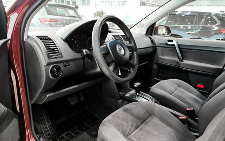 Volkswagen Polo IV рестайлинг, 2006 год, 470 000 рублей, 16 фотография