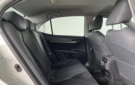 Toyota Camry, 2020 год, 2 650 000 рублей, 4 фотография