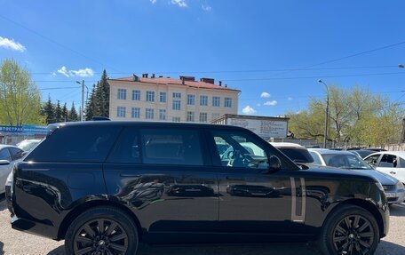 Land Rover Range Rover IV рестайлинг, 2022 год, 25 000 000 рублей, 2 фотография