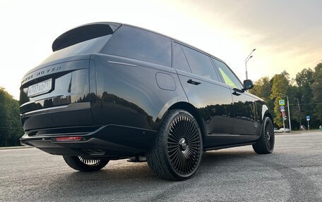 Land Rover Range Rover IV рестайлинг, 2022 год, 25 000 000 рублей, 10 фотография