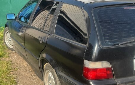 BMW 3 серия, 1998 год, 300 000 рублей, 2 фотография