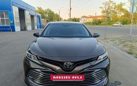 Toyota Camry, 2018 год, 3 000 000 рублей, 7 фотография