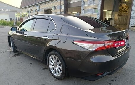 Toyota Camry, 2018 год, 3 000 000 рублей, 8 фотография