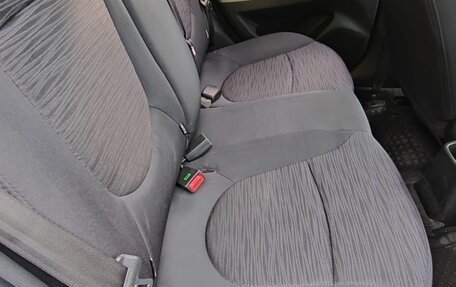 Hyundai Solaris II рестайлинг, 2015 год, 855 000 рублей, 18 фотография
