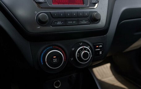 KIA Rio III рестайлинг, 2013 год, 555 000 рублей, 9 фотография
