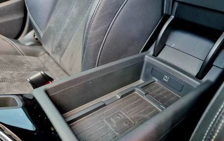 Audi A4, 2020 год, 3 350 000 рублей, 24 фотография