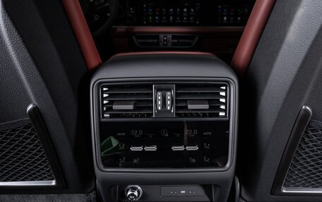 Porsche Cayenne III, 2025 год, 20 700 000 рублей, 25 фотография