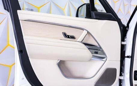 Land Rover Range Rover IV рестайлинг, 2025 год, 30 100 000 рублей, 14 фотография