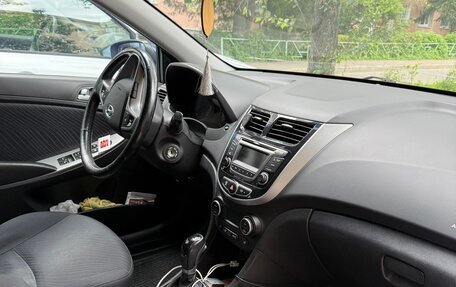 Hyundai Solaris II рестайлинг, 2015 год, 1 150 000 рублей, 4 фотография