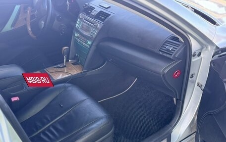 Toyota Camry, 2006 год, 700 000 рублей, 10 фотография