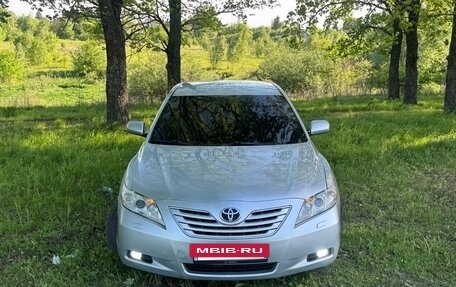 Toyota Camry, 2006 год, 700 000 рублей, 3 фотография