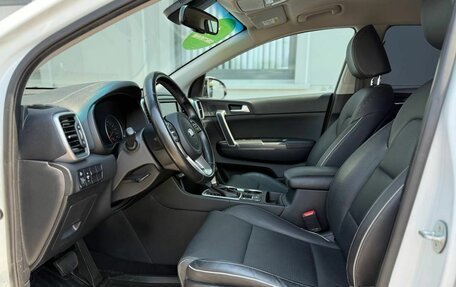 KIA Sportage IV рестайлинг, 2019 год, 2 187 000 рублей, 10 фотография