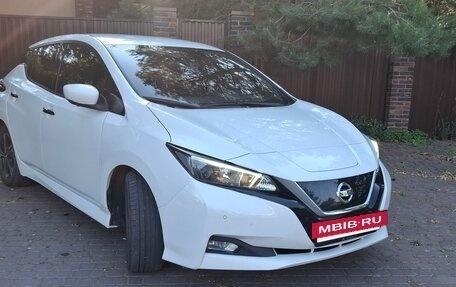 Nissan Leaf II, 2020 год, 2 490 000 рублей, 35 фотография