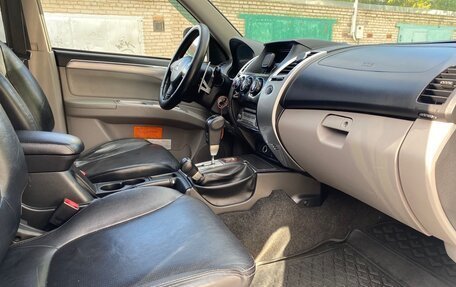 Mitsubishi Pajero Sport II рестайлинг, 2011 год, 1 480 000 рублей, 8 фотография