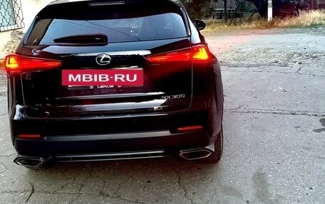 Lexus NX I, 2020 год, 4 000 000 рублей, 3 фотография