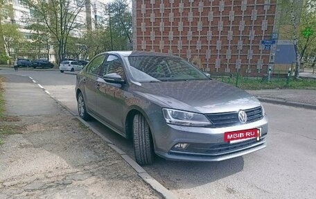 Volkswagen Jetta VI, 2015 год, 1 222 000 рублей, 2 фотография