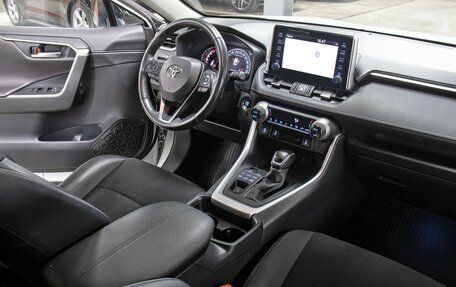 Toyota RAV4, 2021 год, 3 398 000 рублей, 11 фотография