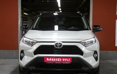 Toyota RAV4, 2021 год, 3 398 000 рублей, 2 фотография