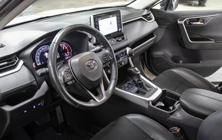 Toyota RAV4, 2021 год, 3 398 000 рублей, 16 фотография