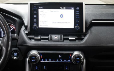 Toyota RAV4, 2021 год, 3 398 000 рублей, 15 фотография