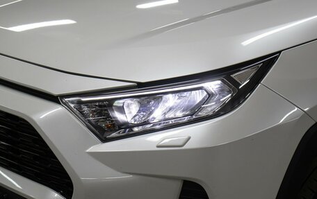 Toyota RAV4, 2021 год, 3 398 000 рублей, 25 фотография
