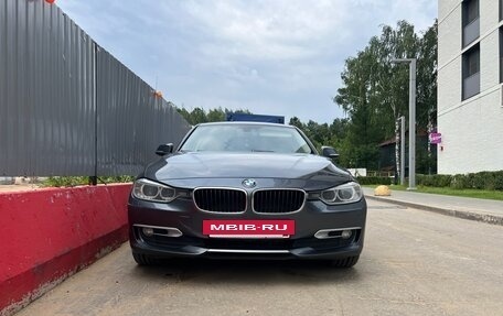 BMW 3 серия, 2013 год, 1 750 000 рублей, 16 фотография