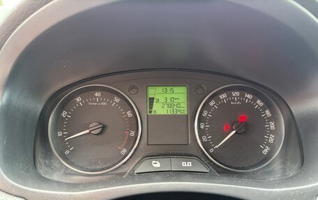 Skoda Fabia II, 2013 год, 380 000 рублей, 7 фотография