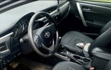 Toyota Corolla, 2013 год, 850 000 рублей, 4 фотография
