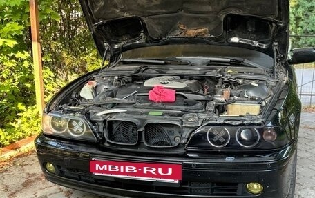 BMW 5 серия, 1998 год, 750 000 рублей, 3 фотография