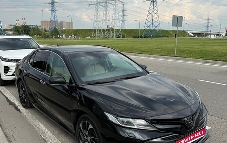 Toyota Camry, 2018 год, 2 800 000 рублей, 2 фотография